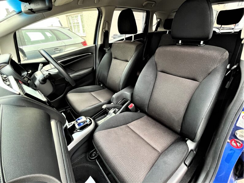 2014 Honda Fit Hybrid, LW14OGB