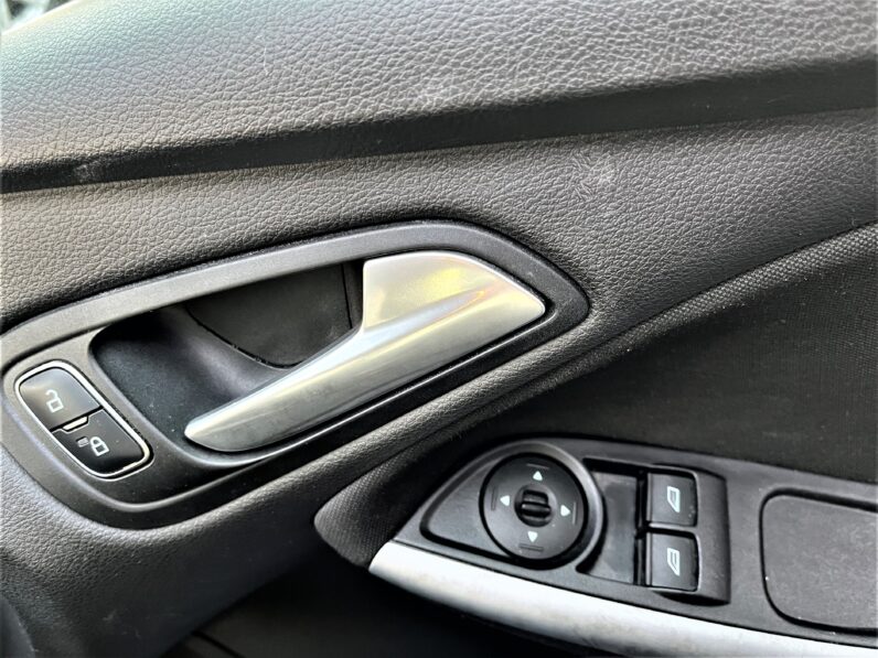 2017 Ford Focus 1.0T Zetec (125ps) Hatchback Auto