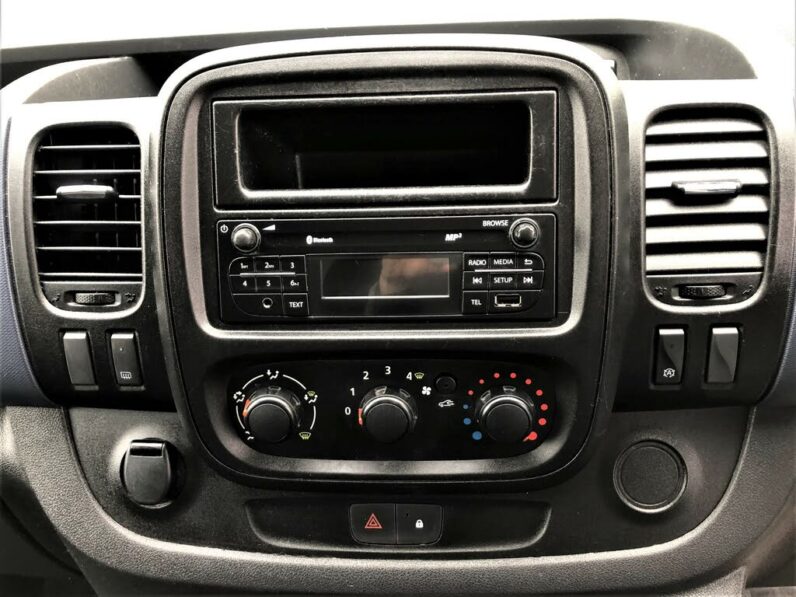 2015 Vauxhall Vivaro 1.6CDTi 2700 ecoFLEX L1H1 (120PS) BiTurbo Panel