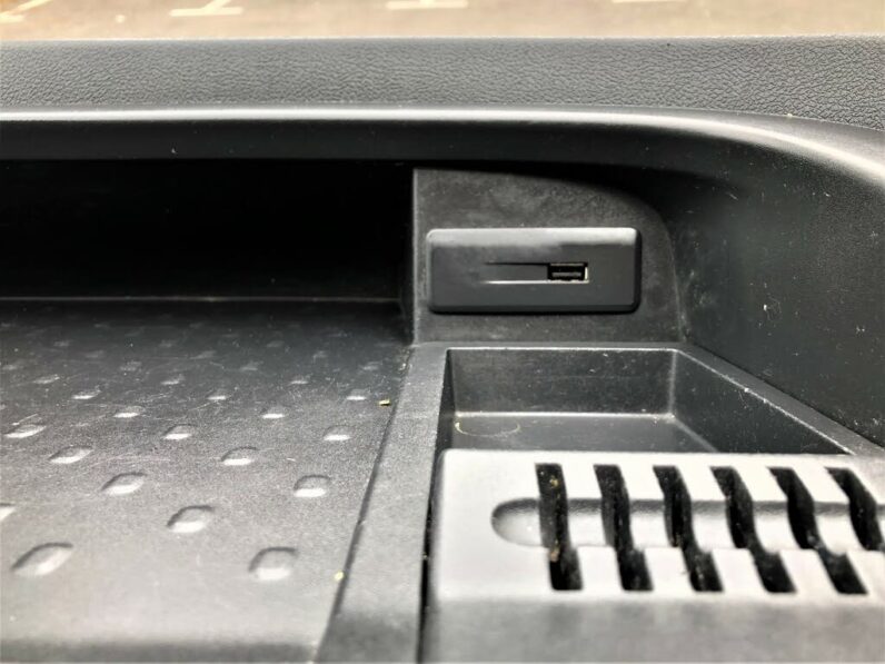 2015 Vauxhall Vivaro 1.6CDTi 2700 ecoFLEX L1H1 (120PS) BiTurbo Panel