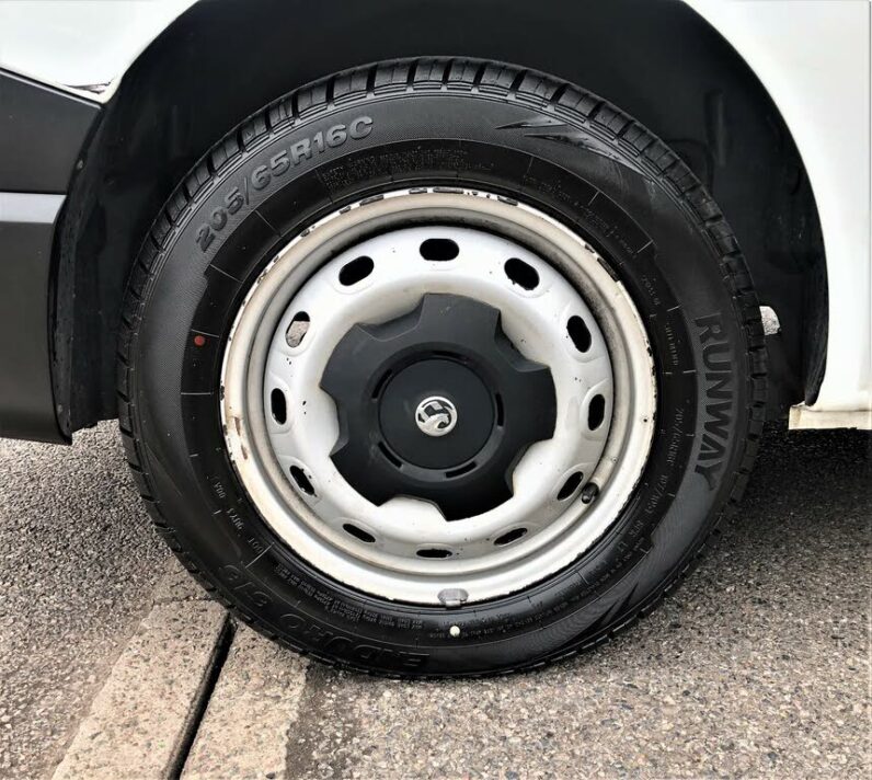 2015 Vauxhall Vivaro 1.6CDTi 2700 ecoFLEX L1H1 (120PS) BiTurbo Panel