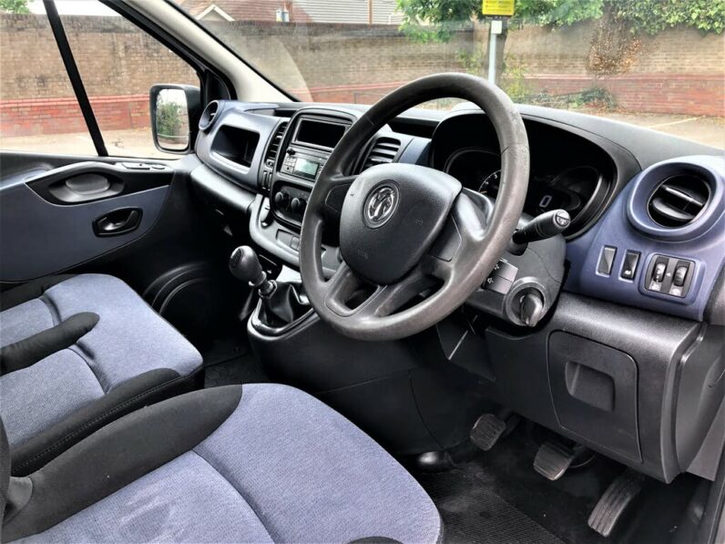 2015 Vauxhall Vivaro 1.6CDTi 2700 ecoFLEX L1H1 (120PS) BiTurbo Panel