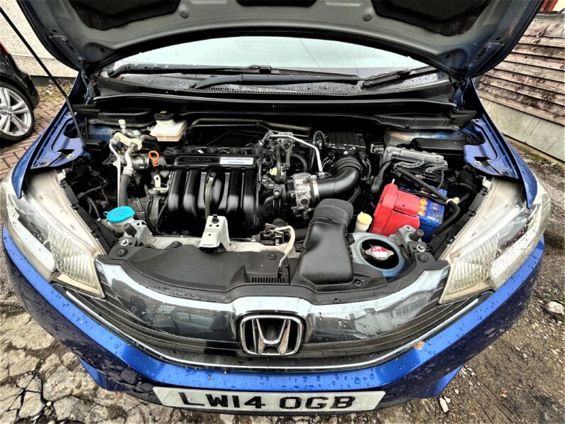 2014 Honda Fit Hybrid, LW14OGB