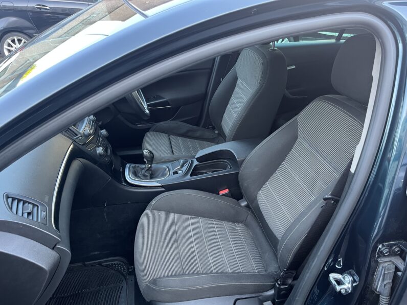 Vauxhall Insignia, 1.8 16V, SRi, Euro 5, 5dr, DL14VTN