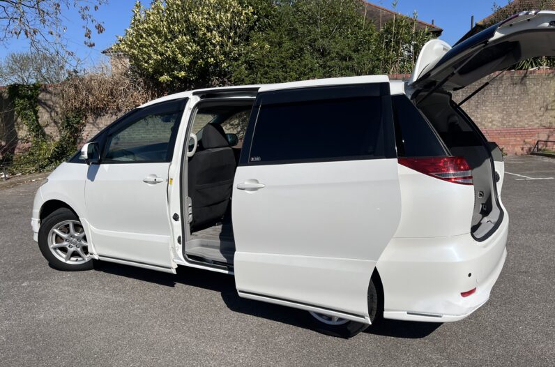 Toyota Estima 2006 White, 7 Seater, BC06OGL