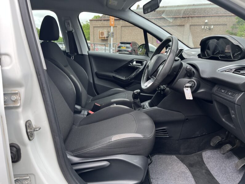 Peugeot 208 1.0 PureTech Active Euro 6 5dr, EX16BCV