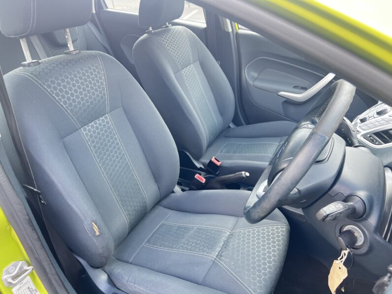 Ford Fiesta 2009 Green SL09NBE ZETEC 5-Door Hatchback