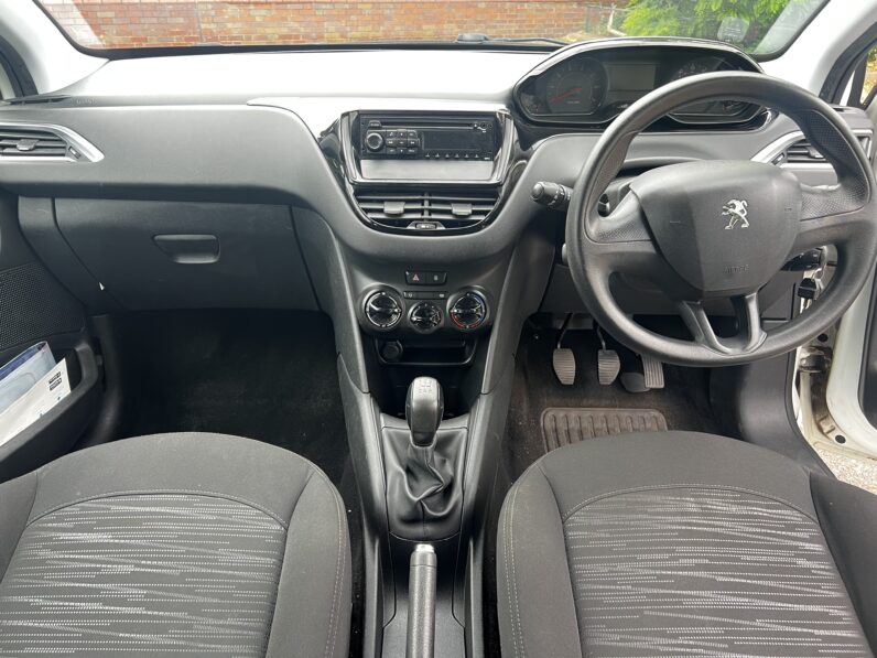 Peugeot 208 2013 White GU13YXJ ACCESS 3-Door Petrol 1.0 L Hatchback