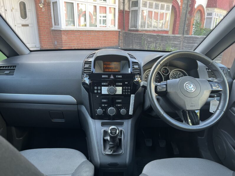 Vauxhall Zafira 2011 Grey DU60LLN EXCLUSIV 5-Door Mpv 1.6