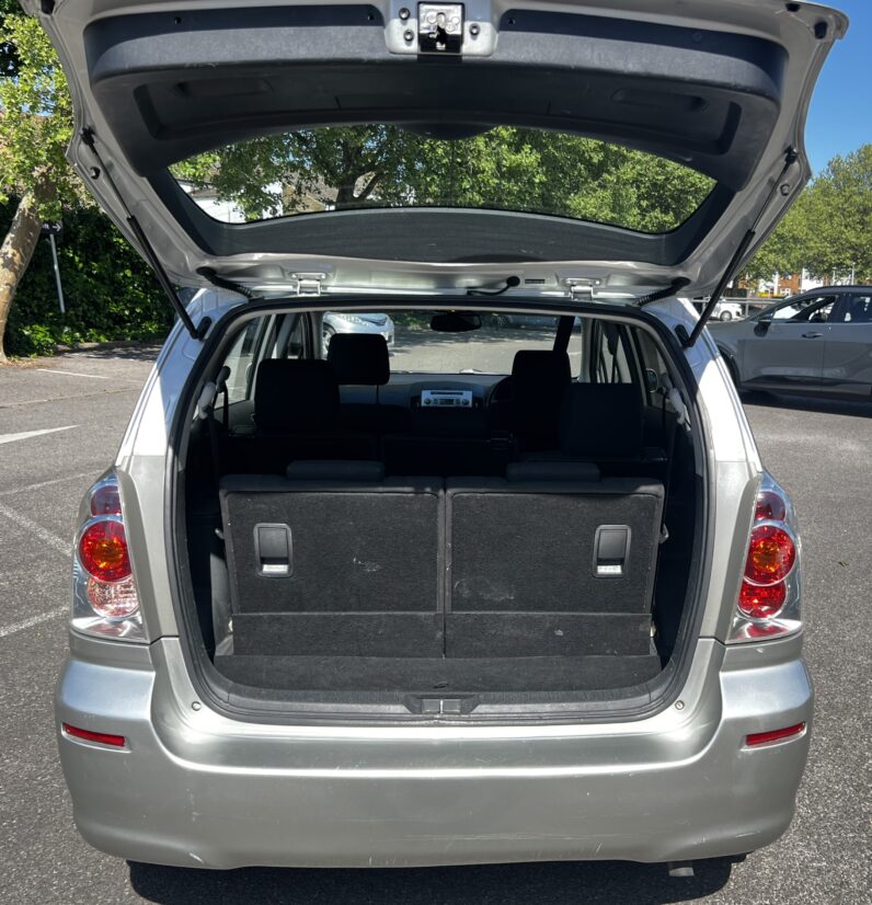 Toyota Corolla Verso 2007 Silver T3 VVT-I 5-Door Mpv