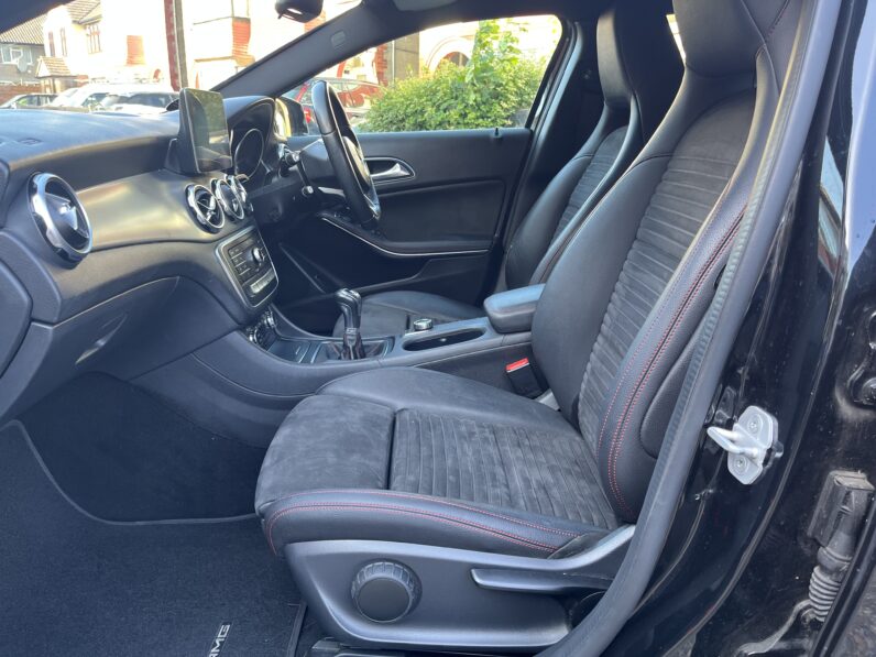 Mercedes-Benz GLA 2.1 GLA200d AMG Line Euro 6 (s/s) 5dr