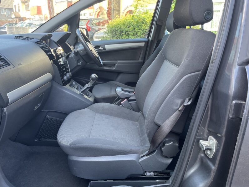 Vauxhall Zafira 2011 Grey DU60LLN EXCLUSIV 5-Door Mpv 1.6