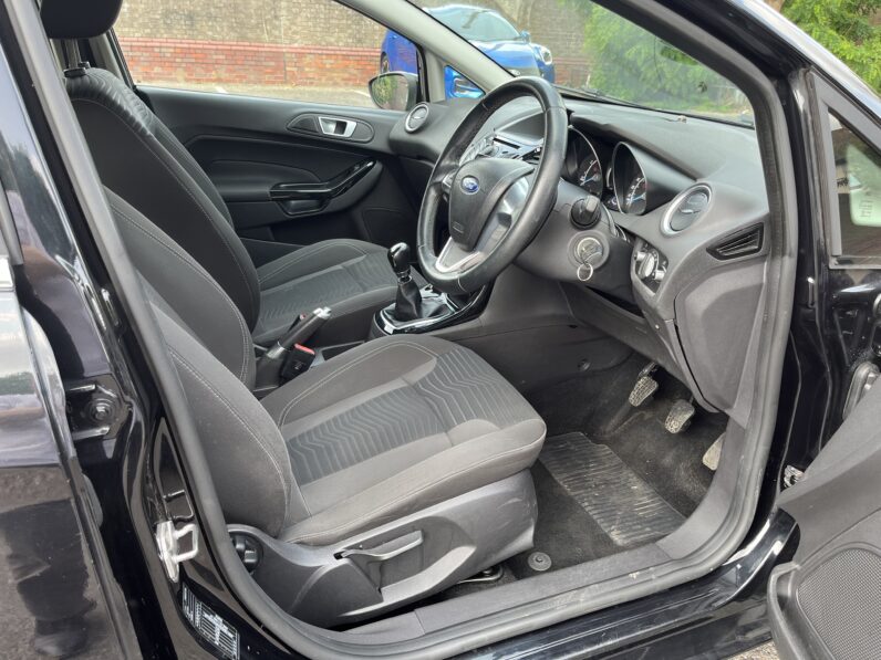 Ford Fiesta 1.0 Zetec Euro 5 (s/s) 5dr