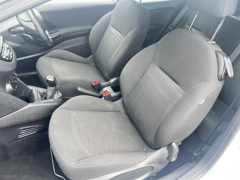 Peugeot 208 2013 White GU13YXJ ACCESS 3-Door Petrol 1.0 L Hatchback