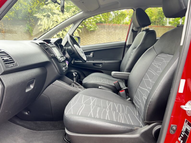 Kia Venga, 1.6, Automatic, Euro 6, 5dr, GD66YOV