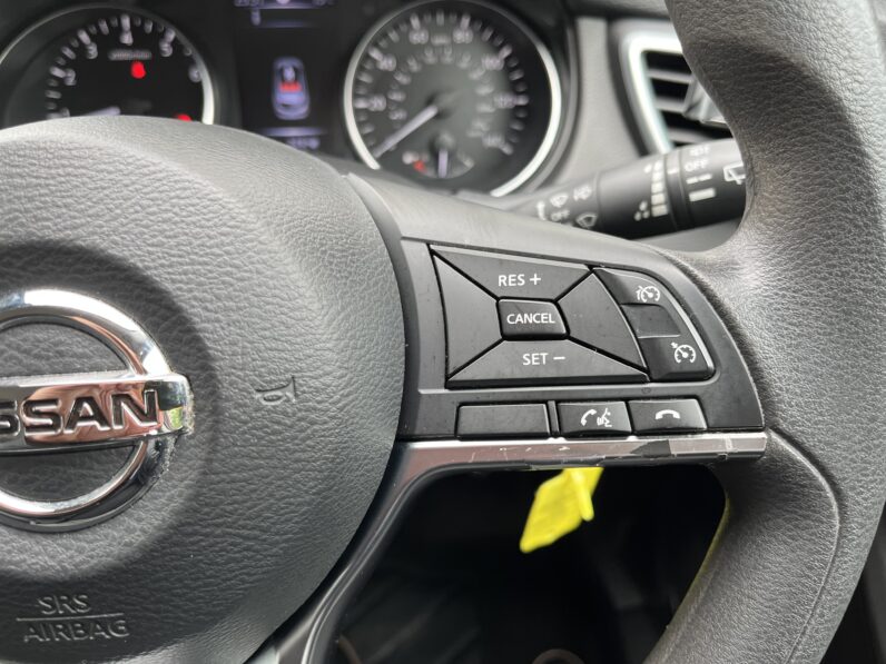 Nissan Qashqai 1.2 DIG-T Visia Euro 6 (s/s) 5dr, ND67AYL