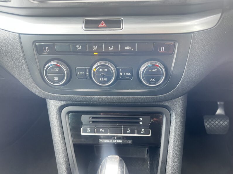 Volkswagen Sharan 2017 Silver WN67CRX SE NAV TDI BLUEMOTION TECHNOLOGY DSG 5-Door Mpv