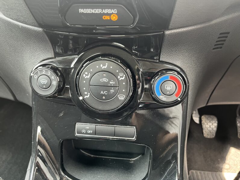 Ford Fiesta 1.0 Zetec Euro 5 (s/s) 5dr