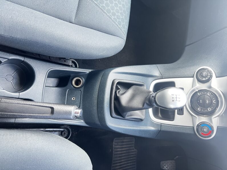 Ford Fiesta 2009 Green SL09NBE ZETEC 5-Door Hatchback