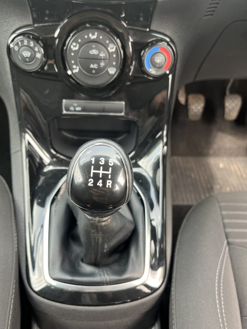 Ford Fiesta 1.0 Zetec Euro 5 (s/s) 5dr