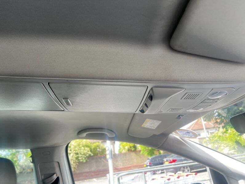 Volkswagen Sharan 2017 Silver WN67CRX SE NAV TDI BLUEMOTION TECHNOLOGY DSG 5-Door Mpv