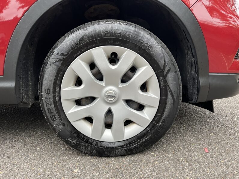 Nissan Qashqai 1.2 DIG-T Visia Euro 6 (s/s) 5dr, ND67AYL