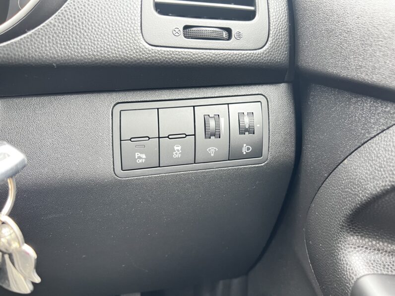 Kia Venga, 1.6, Automatic, Euro 6, 5dr, GD66YOV