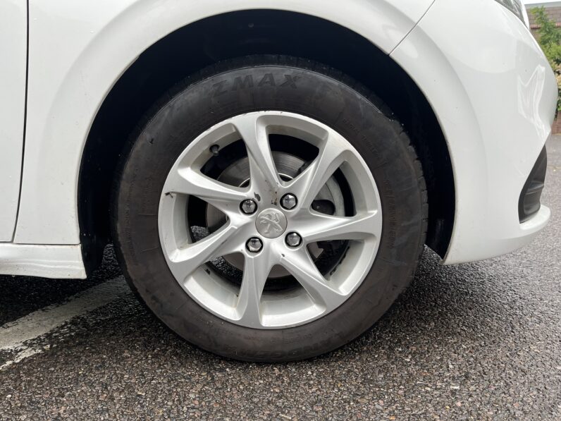 Peugeot 208 1.0 PureTech Active Euro 6 5dr, EX16BCV