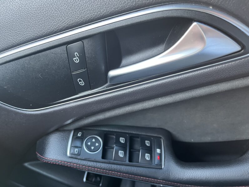 Mercedes-Benz GLA 2.1 GLA200d AMG Line Euro 6 (s/s) 5dr