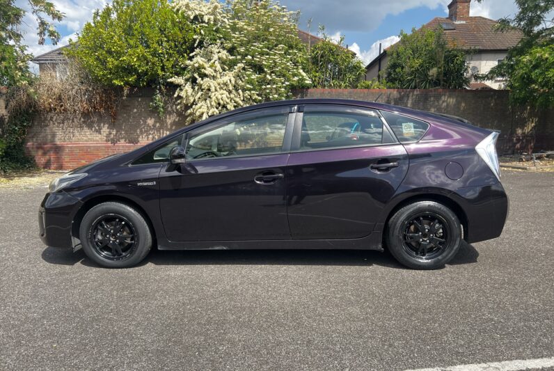 Toyota Prius Hybrid Petrol 1.5L 5 Seats, LW14GWX