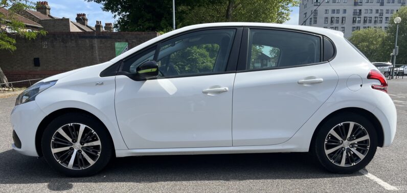 2016 Peugeot 208 1.2 PureTech XS Lime 5d, GD16URG