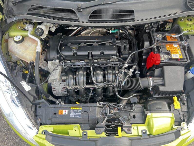 Ford Fiesta 2009 Green SL09NBE ZETEC 5-Door Hatchback