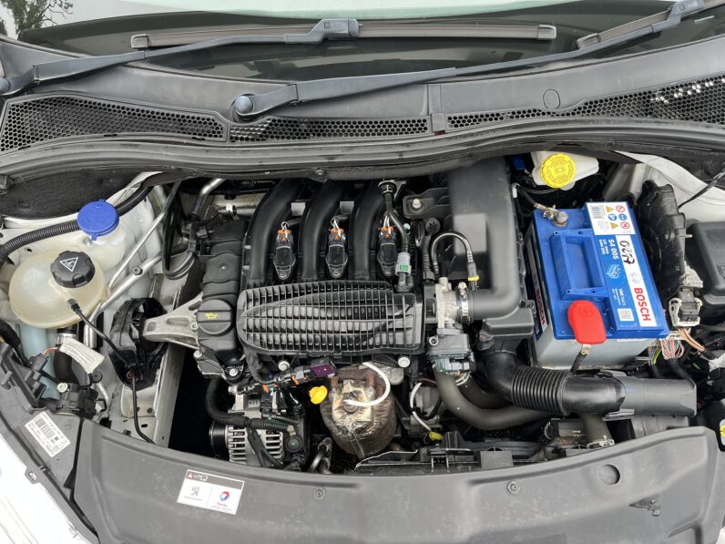 Peugeot 208 1.0 PureTech Active Euro 6 5dr, EX16BCV