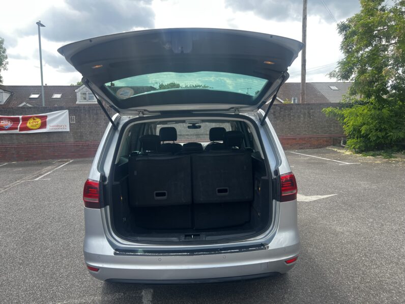 Volkswagen Sharan 2017 Silver WN67CRX SE NAV TDI BLUEMOTION TECHNOLOGY DSG 5-Door Mpv