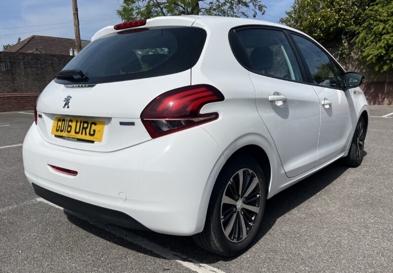 2016 Peugeot 208 1.2 PureTech XS Lime 5d, GD16URG