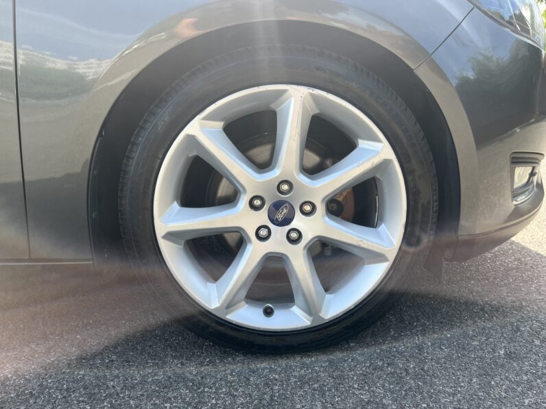 Ford Focus 1.0T EcoBoost Titanium Auto Euro 6 (s/s) 5dr