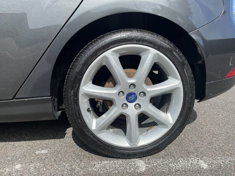 Ford Focus 1.0T EcoBoost Titanium Auto Euro 6 (s/s) 5dr