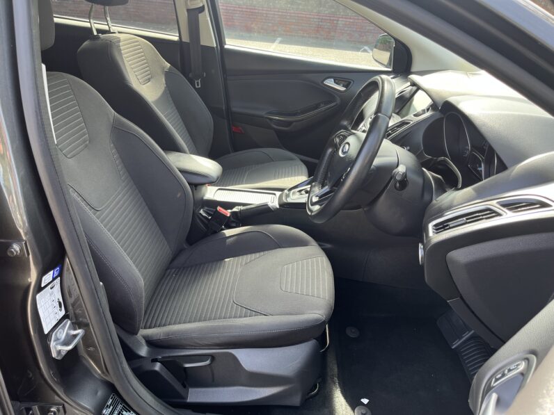 Ford Focus 1.0T EcoBoost Titanium Auto Euro 6 (s/s) 5dr