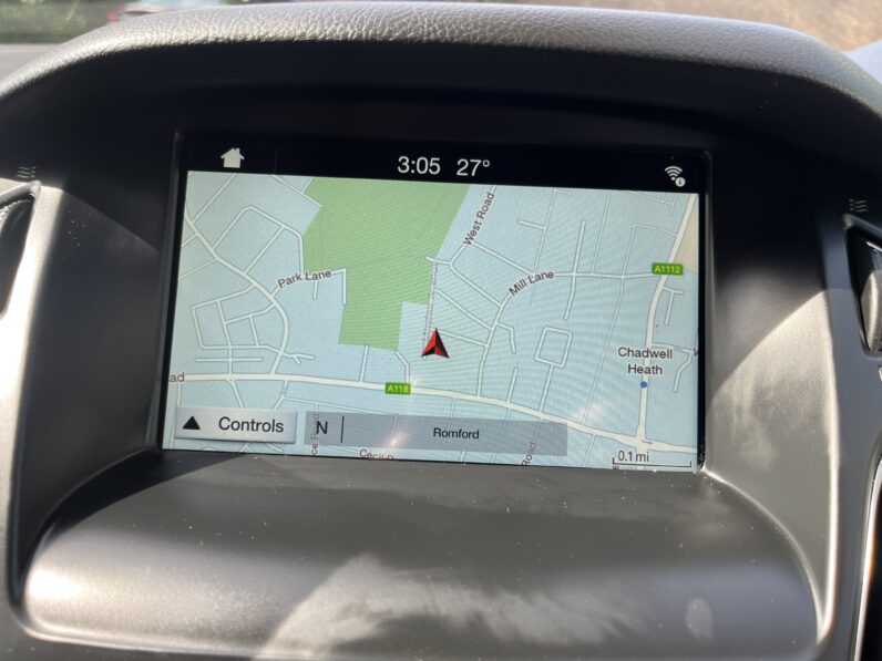 Ford Focus 1.0T EcoBoost Titanium Auto Euro 6 (s/s) 5dr