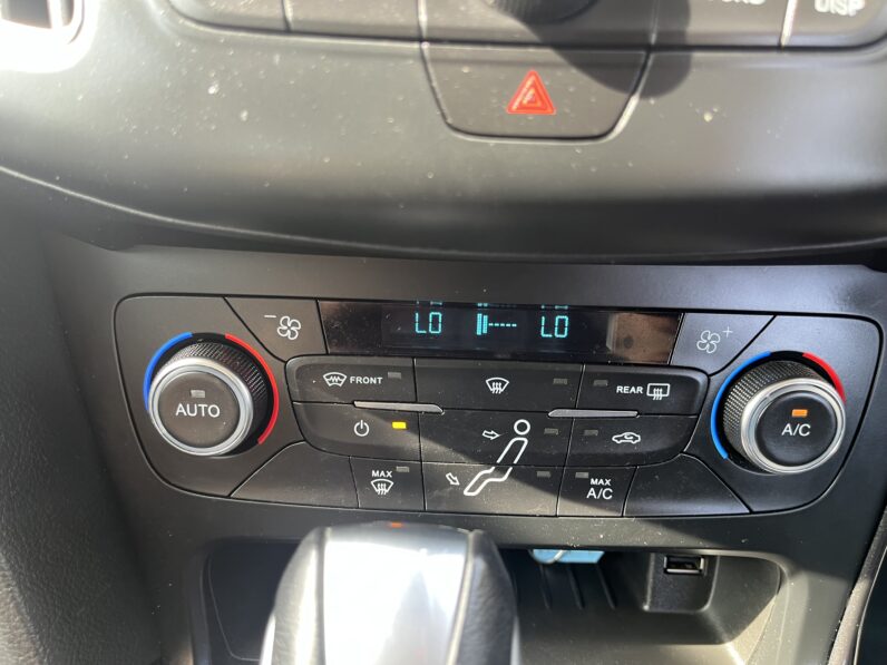 Ford Focus 1.0T EcoBoost Titanium Auto Euro 6 (s/s) 5dr