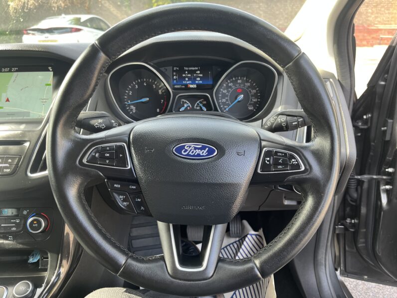 Ford Focus 1.0T EcoBoost Titanium Auto Euro 6 (s/s) 5dr