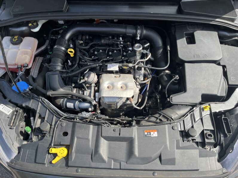 Ford Focus 1.0T EcoBoost Titanium Auto Euro 6 (s/s) 5dr