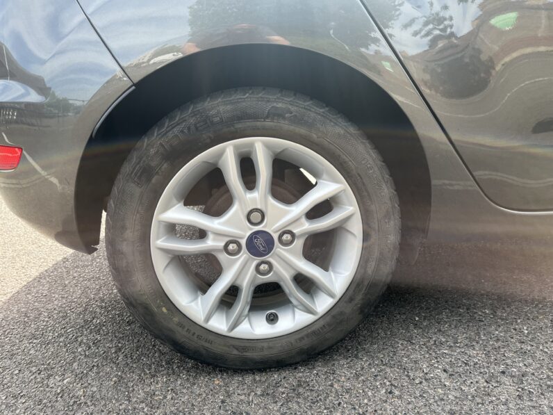 Ford Fiesta 1.25 Zetec Euro 6 5dr