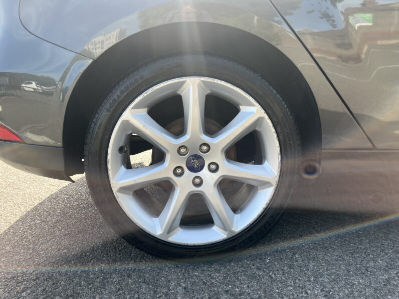 Ford Focus 1.0T EcoBoost Titanium Auto Euro 6 (s/s) 5dr