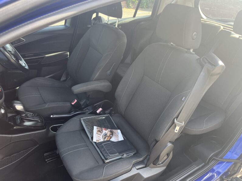 Ford B-Max 1.6 Titanium Powershift Euro 5 5dr, LG15ENP