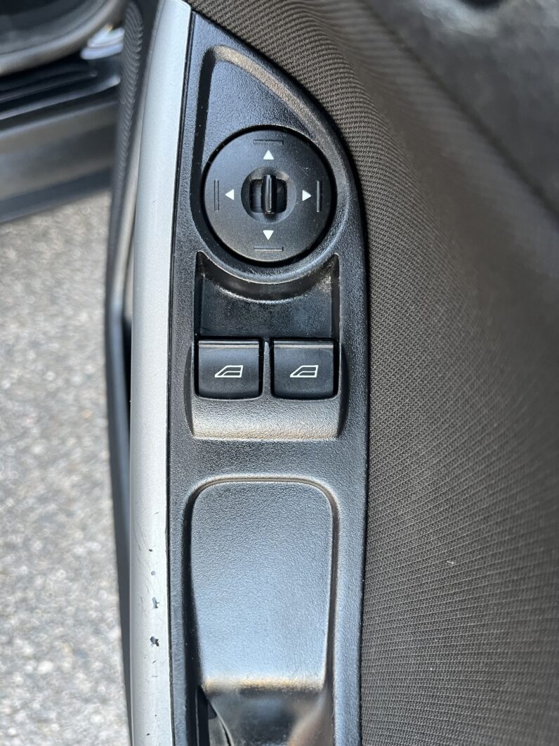 Ford Focus 1.6 Zetec Powershift Euro 6 5dr GX65VAM