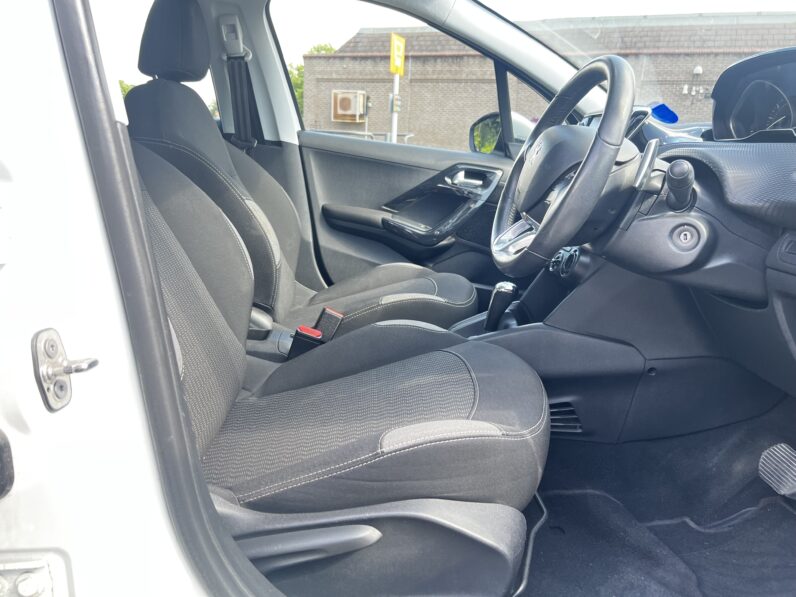 Peugeot 208 1.2 PureTech Active ETG Euro 6 (s/s) 5dr