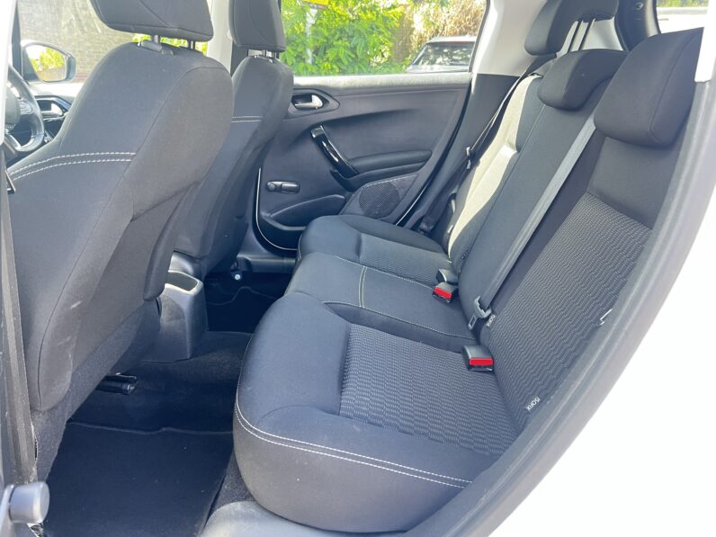 Peugeot 208 1.2 PureTech Active ETG Euro 6 (s/s) 5dr