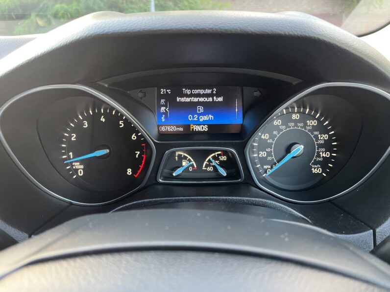 Ford Focus 1.6 Zetec Powershift Euro 6 5dr GX65VAM