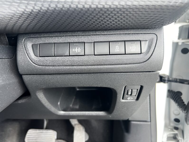 Peugeot 208 1.2 PureTech Active ETG Euro 6 (s/s) 5dr